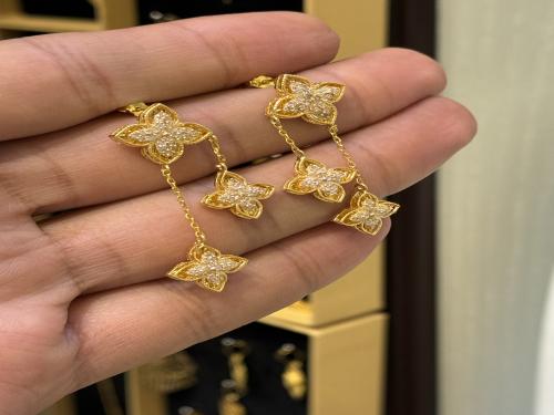 حلق روبرتو عيار ٢١