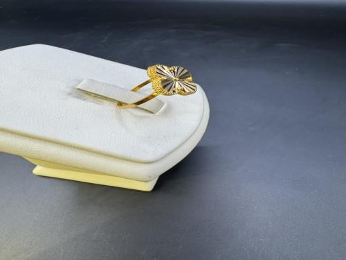 خاتم عيار ٢١