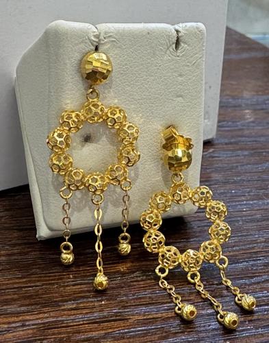 حلق نسائي عيار ٢١