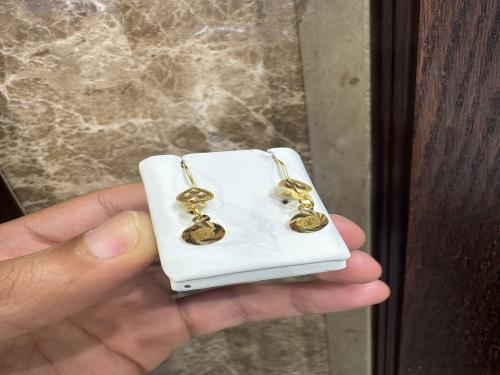 حلق جنيهات عبار ٢١