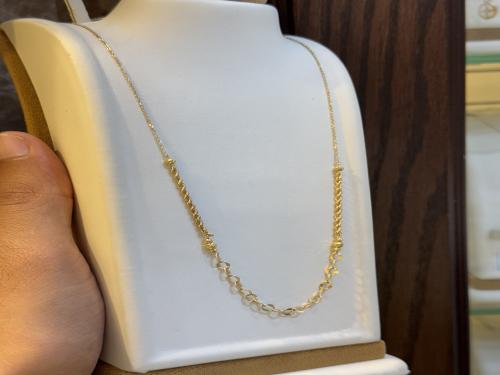 عقد الروبشين عيار ١٨