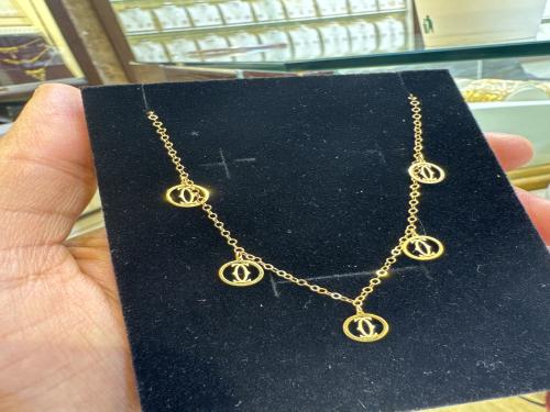 عقد شوكر عيار ١٨