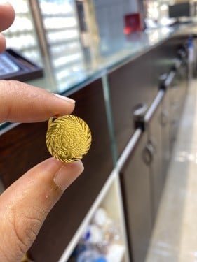 خاتم جنيه عيار ٢١