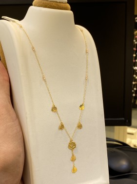 عقد الورده. عيار ٢١