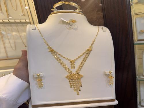 طقم عروس عيار ٢١ وزن ٢٧.٢٠