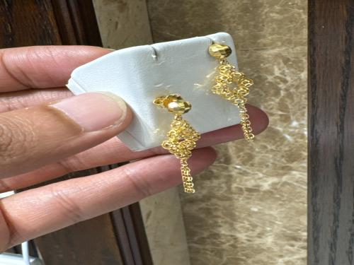 حلق الدمعه الترند عيار ٢١