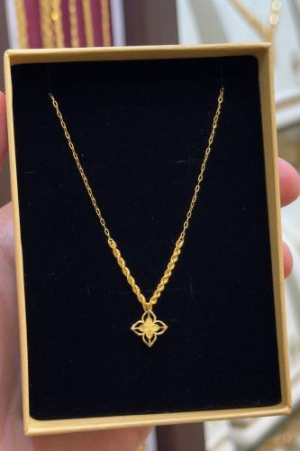 عقد ناعم عيار 21