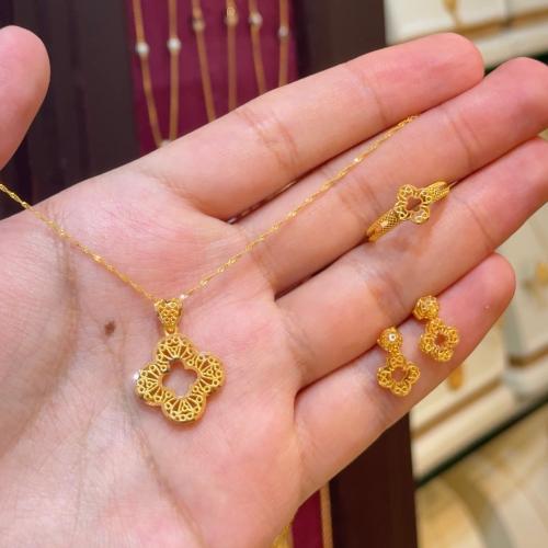 نص طقم عيار 21