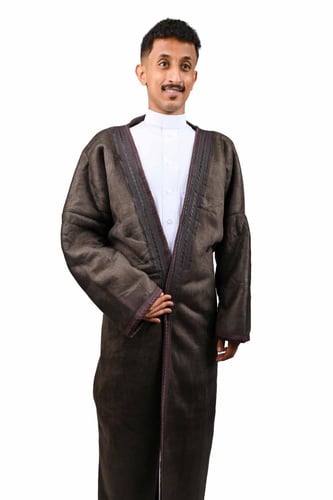 فروه رجالي على بشت مخمل تطريز ساده
