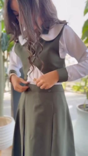 مريول تنورة مع بلوزه مع سديري