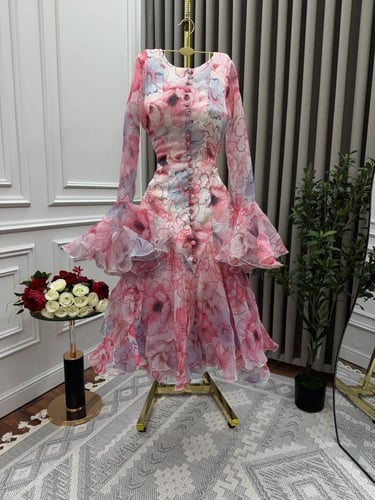 فستان نسائي للعيد