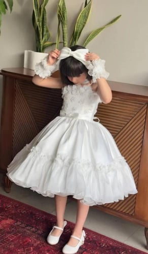 فستان الاميرات _ تصميم مورد