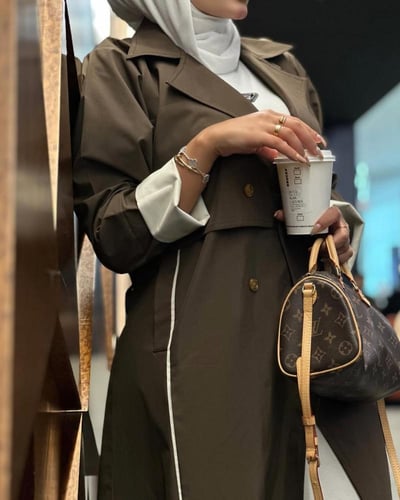 عباية بليزر