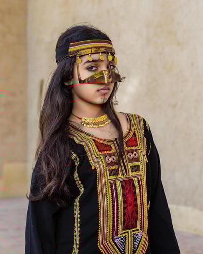 فستان يوم التأسيس بنقشة السدو