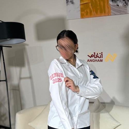 قميص تطريز الكتف حسب الطلب