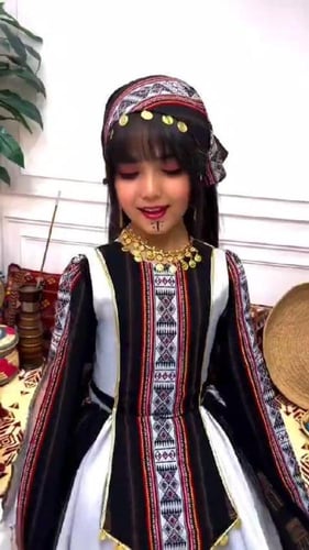 ملابس تراثية سعودي كولكشن فساتين يوم التأسيس