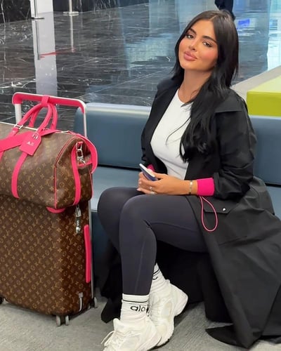 عباية بليزر