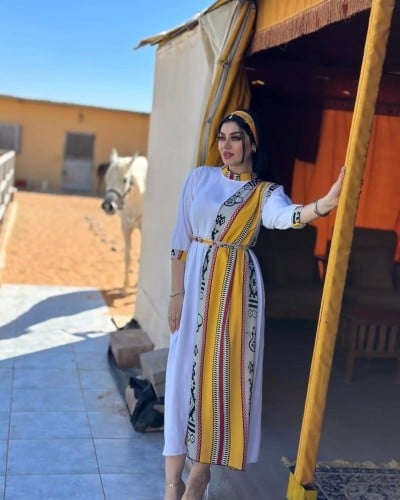 جلابية نسائي أبيض بشال جانبي تراثي