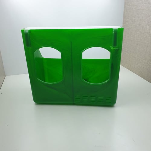 معلف اقفاص ومحاكر للحمام