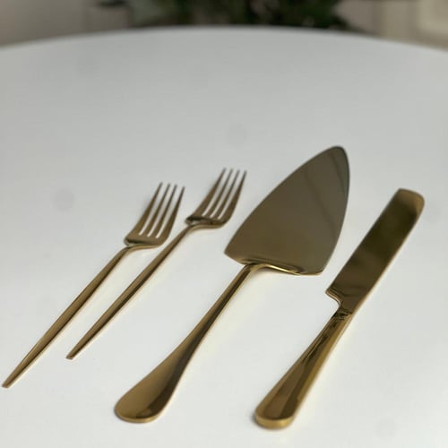 طقم سكين ذهبي مع شوكتين