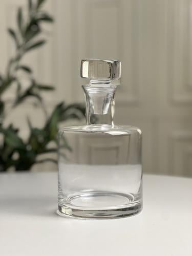 زجاجة عصير اسطوانيه