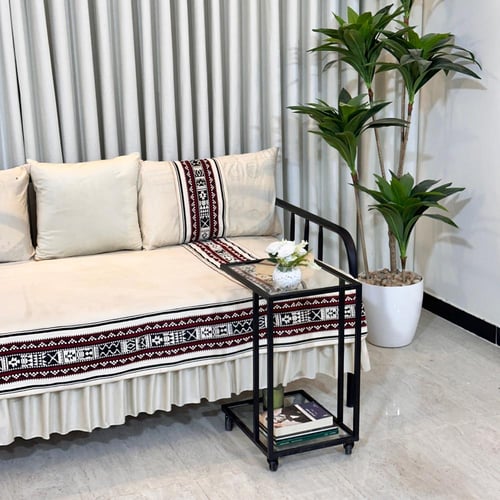 طاولة خدمه دورين