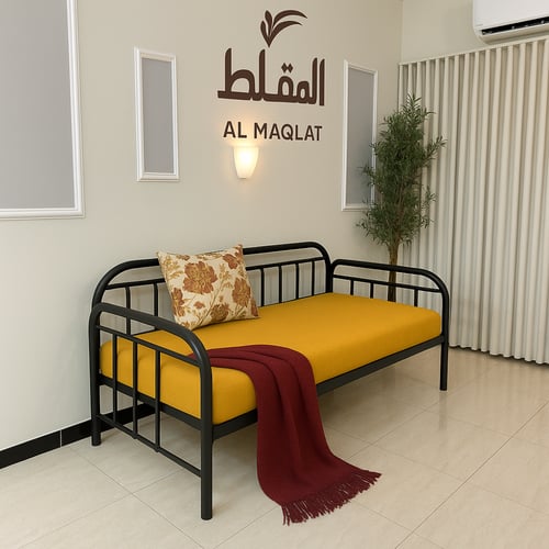 كراسي جيزانيه ( سرير المقلط النهاري ) بدون مرتبه