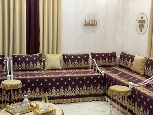 شراشف جيزاني مجالس إستقبال مطرز على طرف كورنيشmo