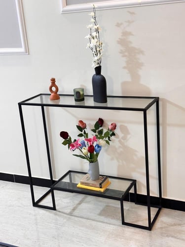 مدخل باطار حديد وسطح زجاج