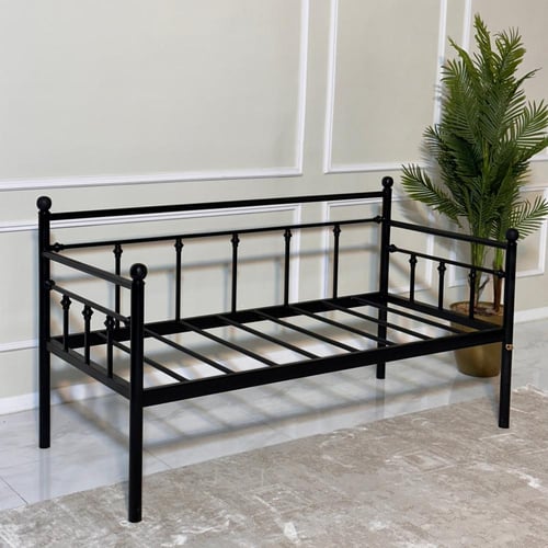 كراسي جيزانيه ( سرير نهاري ) ملكي