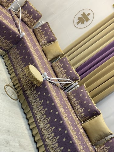 شراشف جيزاني مجالس إستقبال مطرز على طرف كورنيش