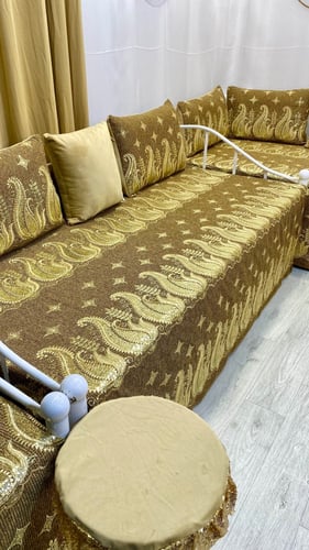 شراشف روتلس مطرز مطعم بترتر ذهبي