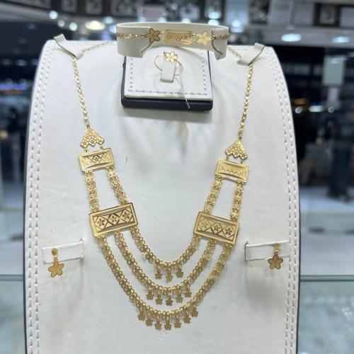 طقم شلال ذهب عيار18