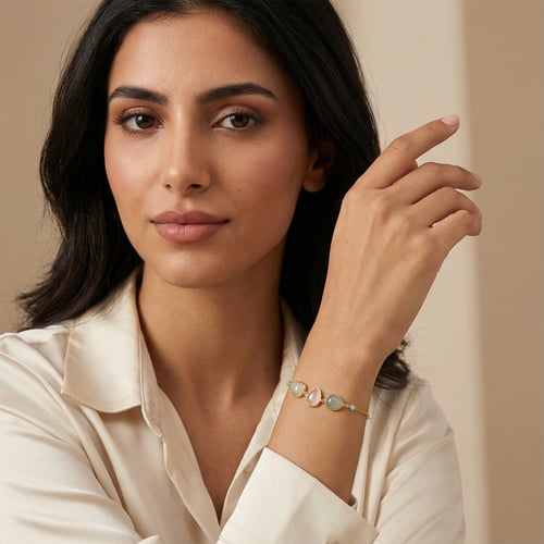 سوار بأحجار الكوارتز الأبيض والوردي والأكوامارين ق...