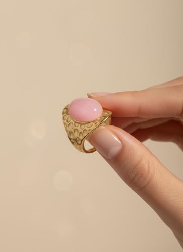خاتم كوارتز وردي بيضاوي فاخر مطلي بالذهب