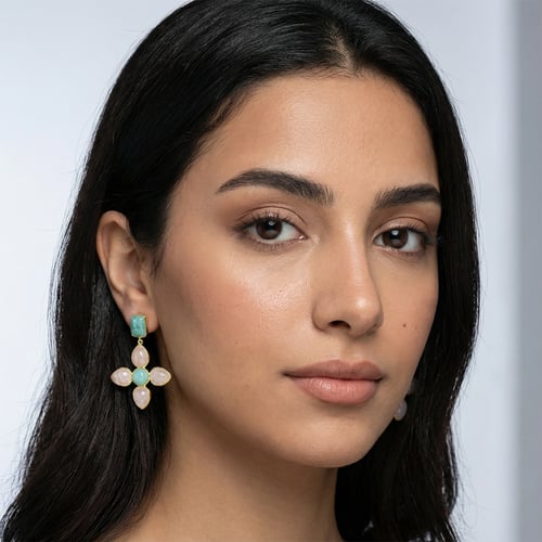 أقراط مطلية بالذهب بأحجار أمازونيت وكوارتز وردي