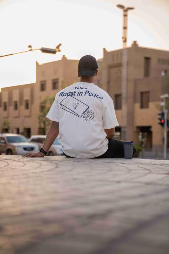 Roast in Peace VOLÀRE T-shirt