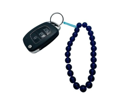 ميدالية 22 خرزة باللون الكحلي الشفاف مع كركوشة حيا...