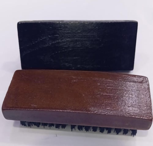 فرشة لازالة الاوساخ