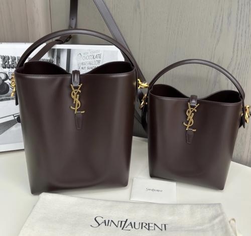 SAINT LAURENT