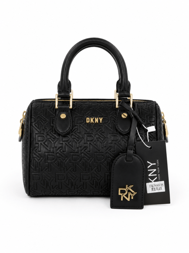 شنطة DKNY