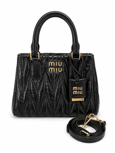 شنطة MIU MIU اسود