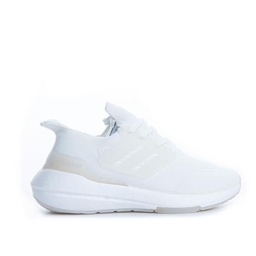 ULTRA BOOST-Adidas