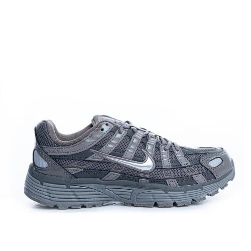 نايك حذاء رياضي -NIKE P-6000