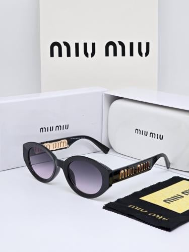 نظارة miu miu