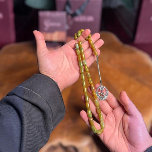 مسباح بكلايت أخضر معرق سيفين ونخلة