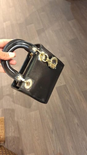 شنطة ديور جلد تمساح