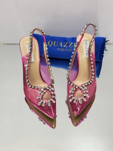 هيلز اكوازورا