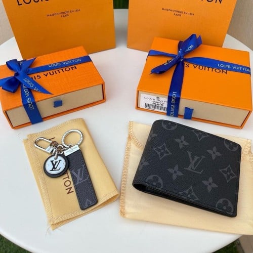 طقم لويس فيتون