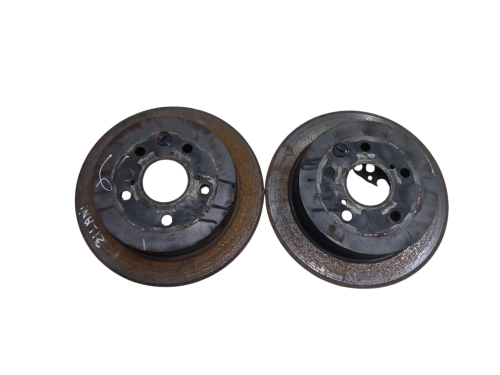 طقم هوبات هوب خلفي لكزس Gs 13-17 مستخدم وكاله